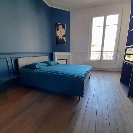 Holiday home Magnifique Maison Avec Terrasse Chateau-Thierry